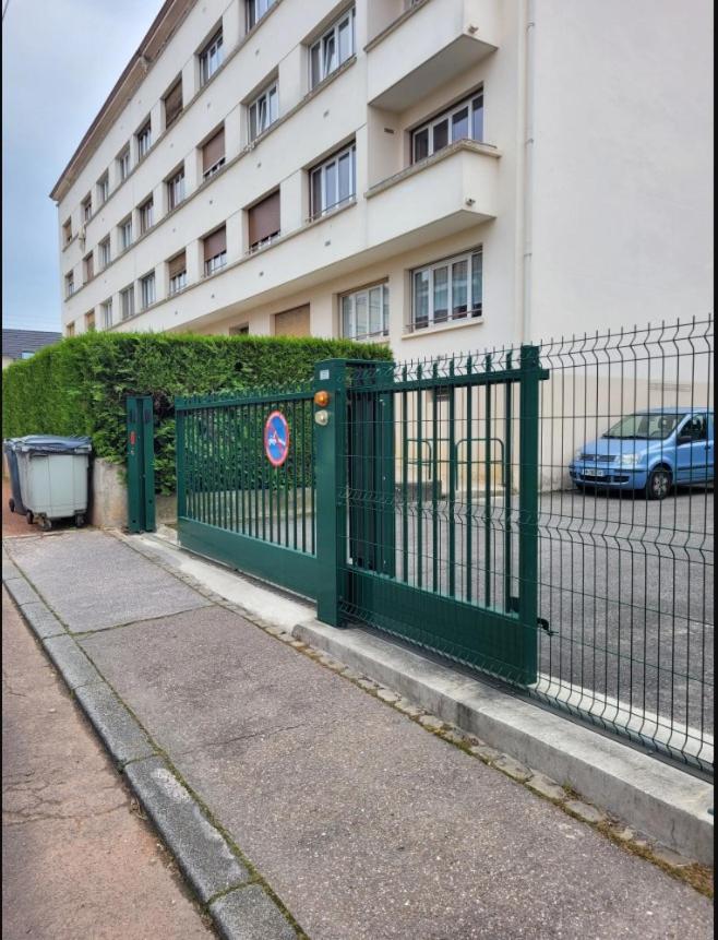 Apartament Le Nid Des Ducs Dijon Zewnętrze zdjęcie